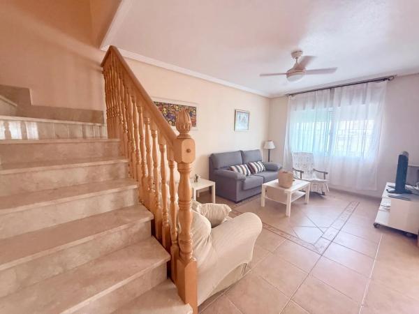 Casa independiente en avenida de Europa