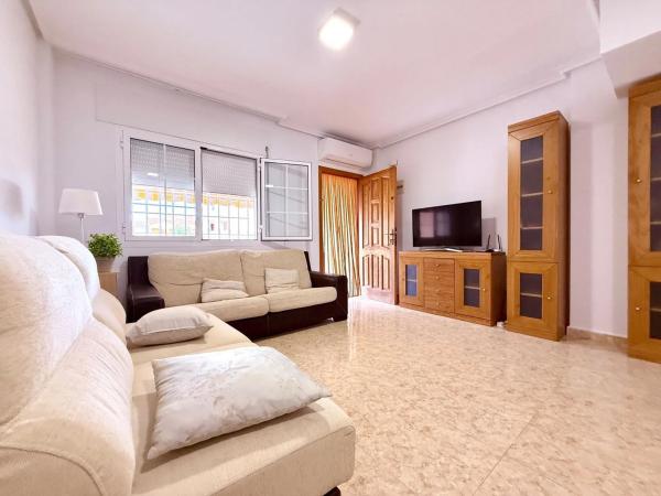 Casa independiente en calle la Estrella