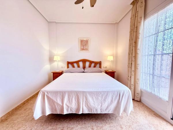 Casa independiente en calle la Estrella