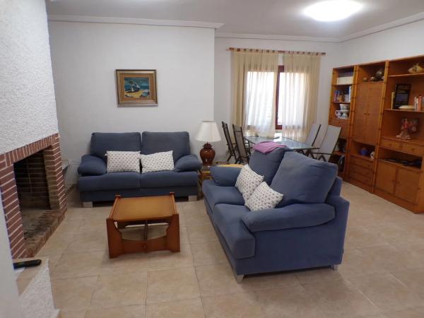 Casa independiente en calle Antonio Aguado