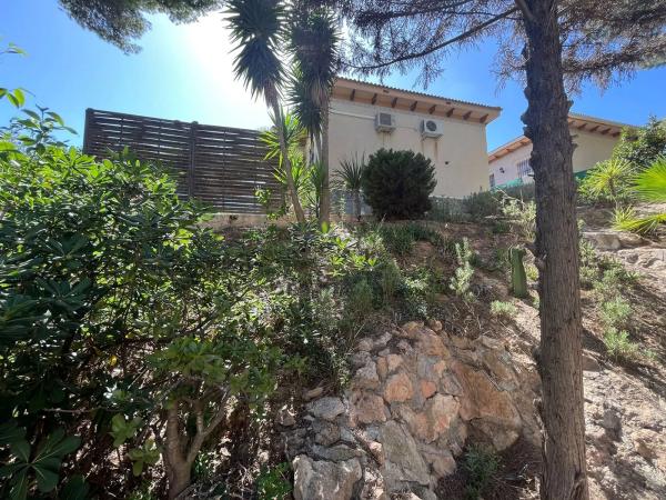 Casa independiente en calle Eucalipto, 11