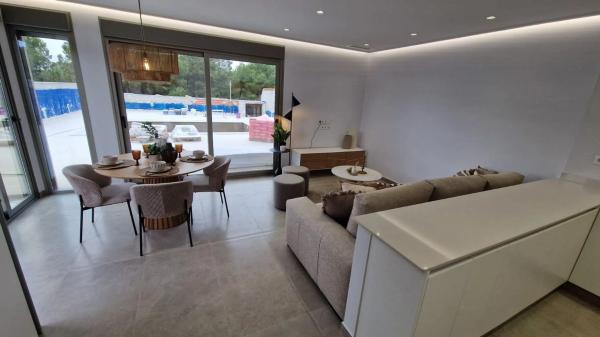 Casa independiente en calle Diego Borrego