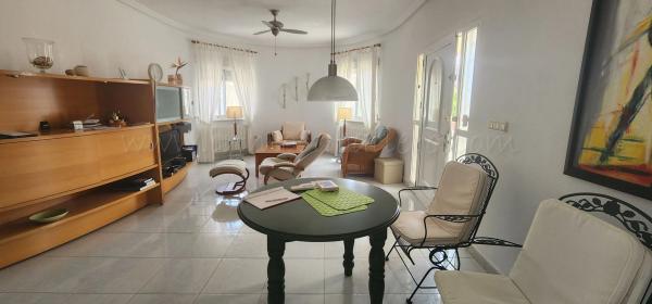 Casa independiente en calle Roble, 1