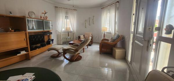 Casa independiente en calle Roble, 1