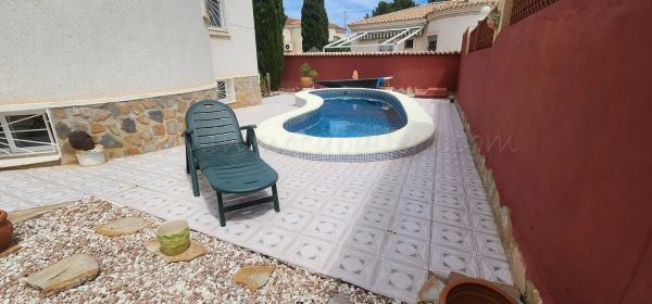 Casa independiente en calle Roble, 1