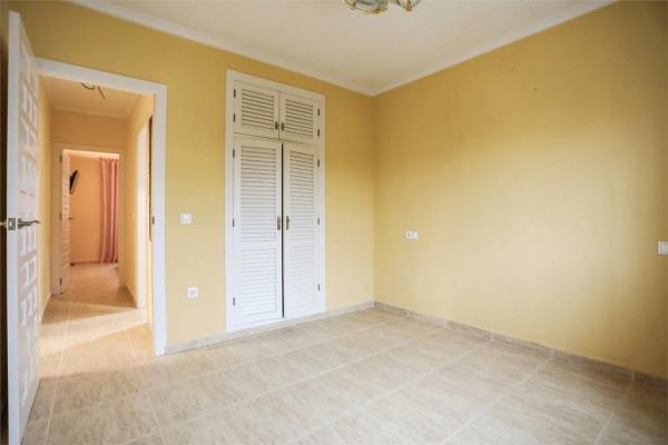 Casa independiente en calle Venecia