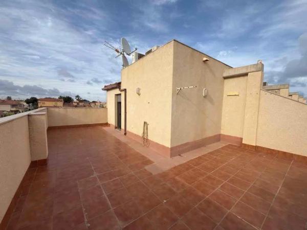 Casa independiente en calle Galua