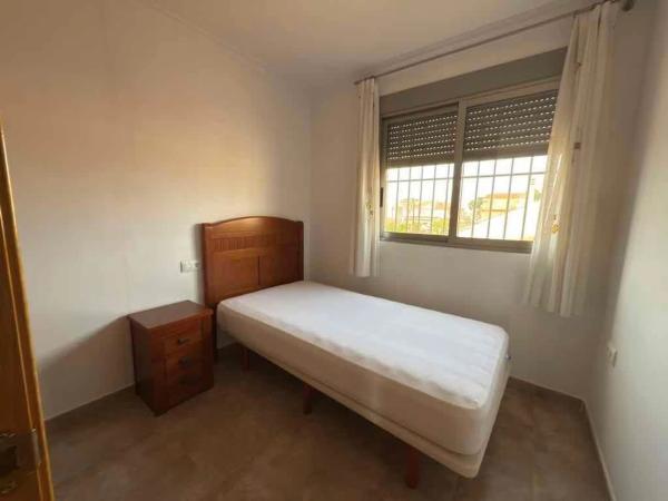 Casa independiente en calle Galua