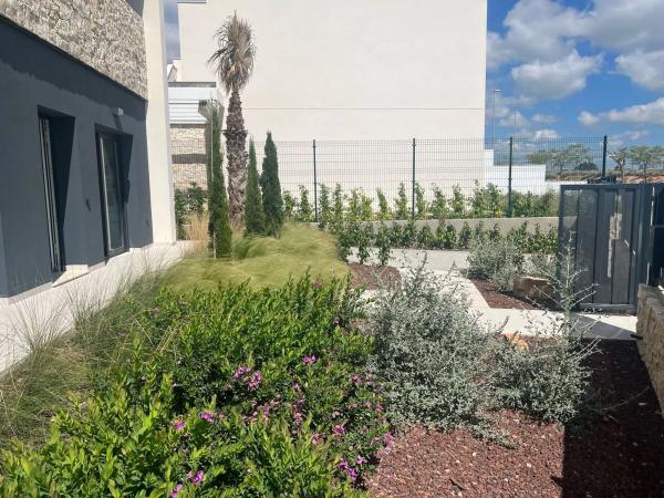 Casa independiente en avenida Severiano Ballesteros