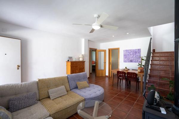 Casa independiente en calle Salar