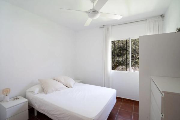 Casa independiente en calle Salar