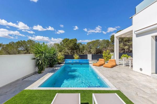 Casa independiente en calle Lentisco