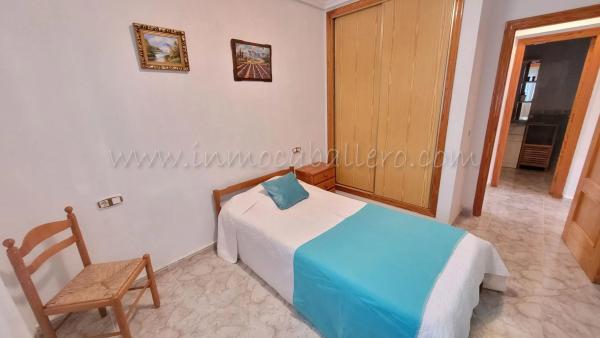 Casa independiente en calle Madroño