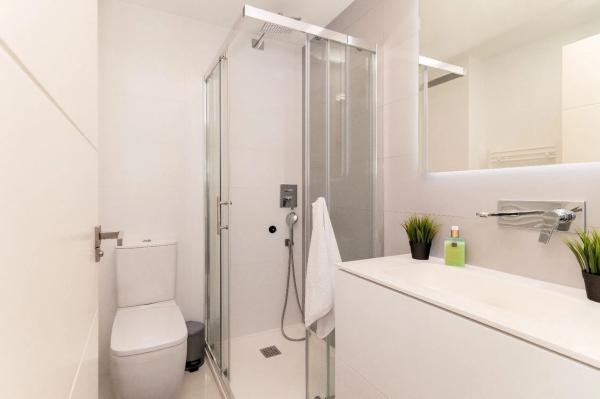 Casa independiente en C. Varsovia