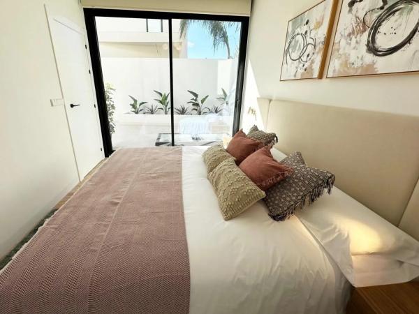 Casa independiente en calle Dunas