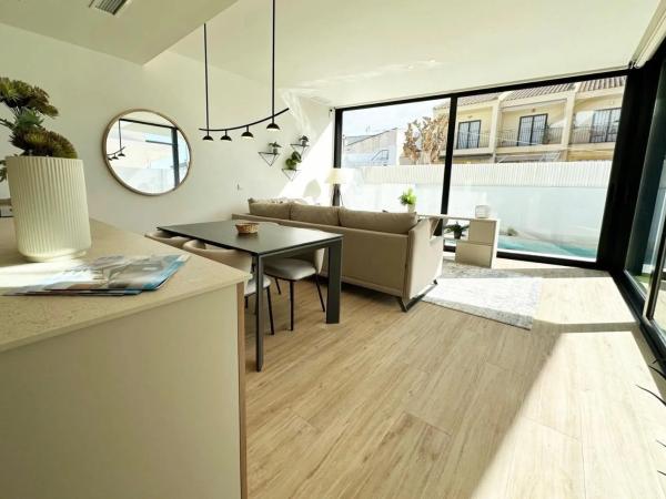 Casa independiente en calle Dunas