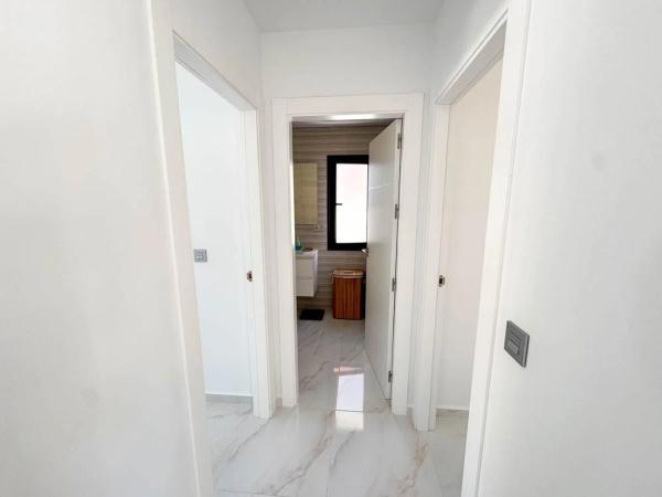 Casa independiente en calle Esparto