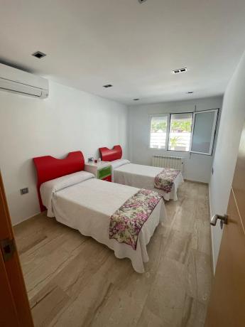 Casa independiente en avenida del Mare Nostrum, 9