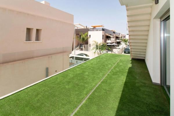 Casa independiente en calle Liverpool s/n