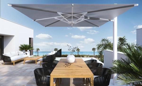 Casa independiente en calle Catamarán