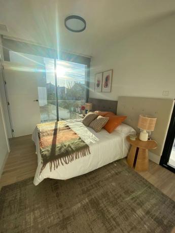 Casa independiente en calle Bruselas s/n