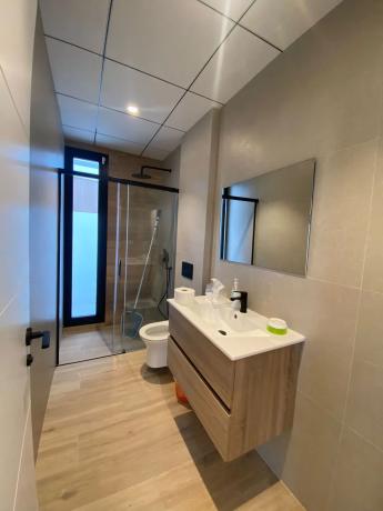 Casa independiente en calle Bruselas s/n