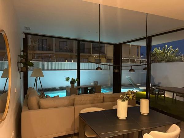 Casa independiente en avenida Sánchez Lozano, 4