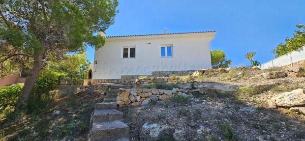 Casa independiente en calle Mimosa, 72