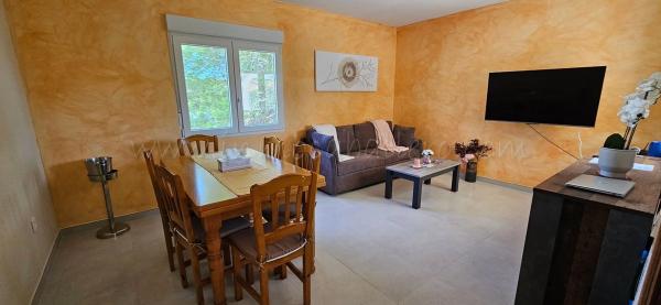 Casa independiente en calle Mimosa, 72