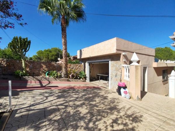 Casa independiente en calle Albaricoquero