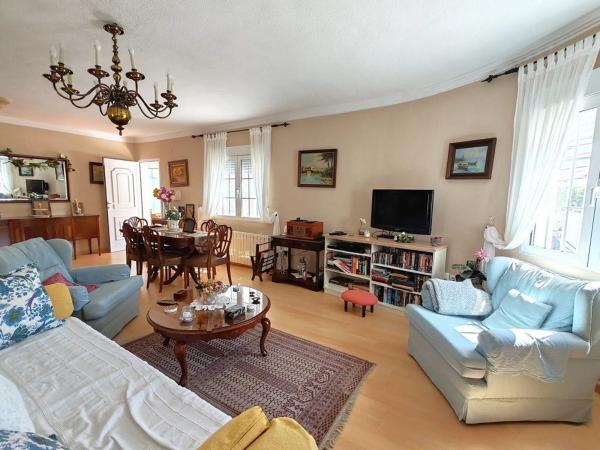 Casa independiente en calle Albaricoquero