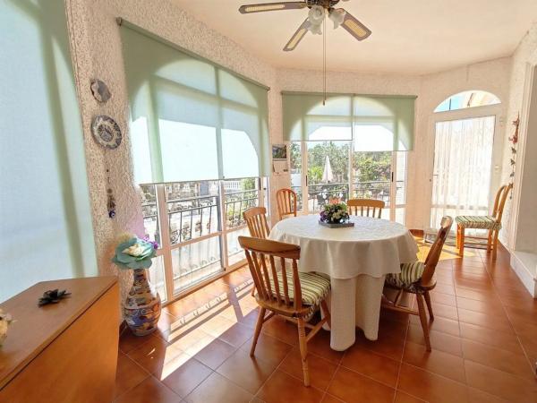 Casa independiente en calle Albaricoquero