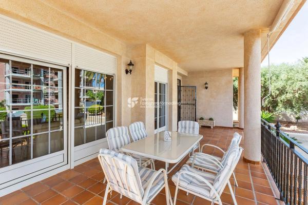 Casa independiente en avenida Avenue de Italia, 63