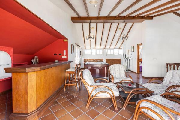 Casa independiente en avenida Avenue de Italia, 63