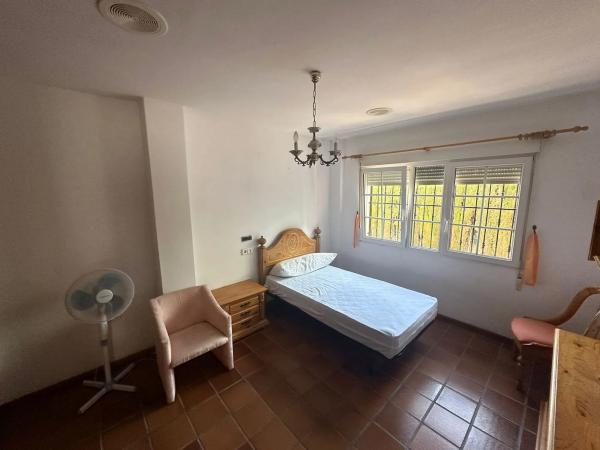 Casa independiente en avenida de Italia