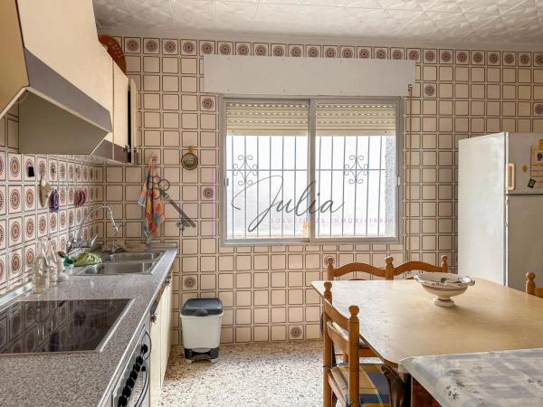 Casa independiente en avenida de los Segundas