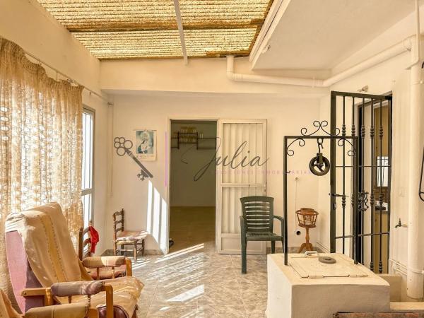 Casa independiente en avenida de los Segundas