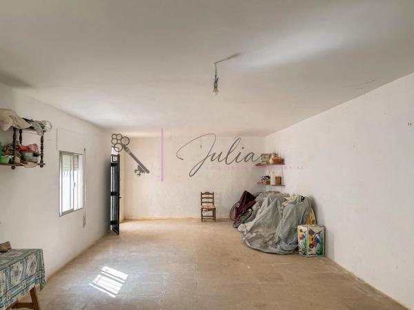 Casa independiente en avenida de los Segundas