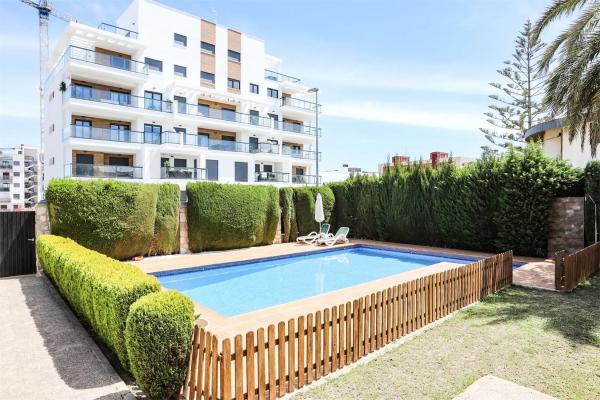 Casa independiente en avenida de Italia