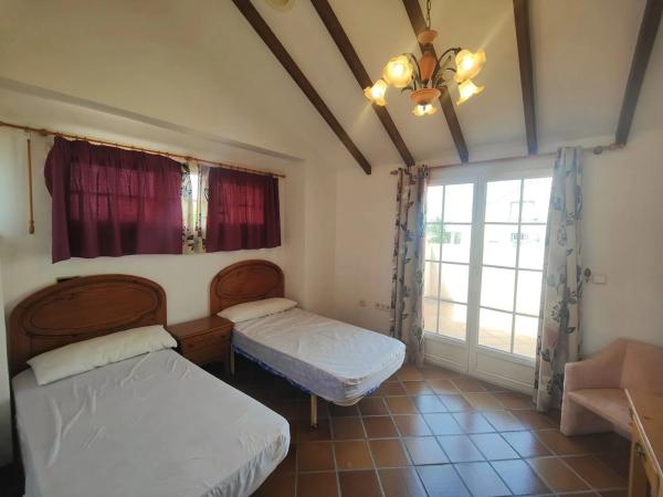 Casa independiente en calle Italia