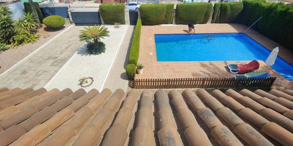 Casa independiente en calle Italia