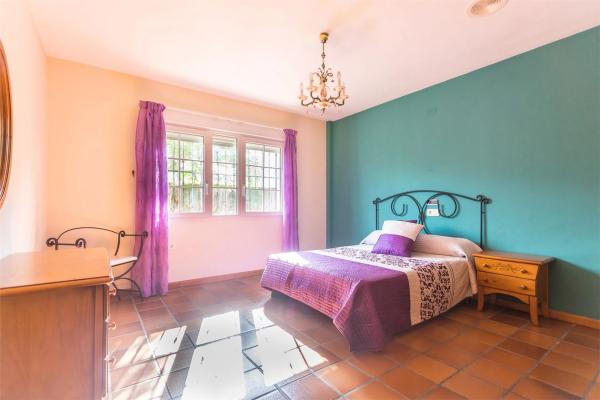 Casa independiente en avenida de Italia