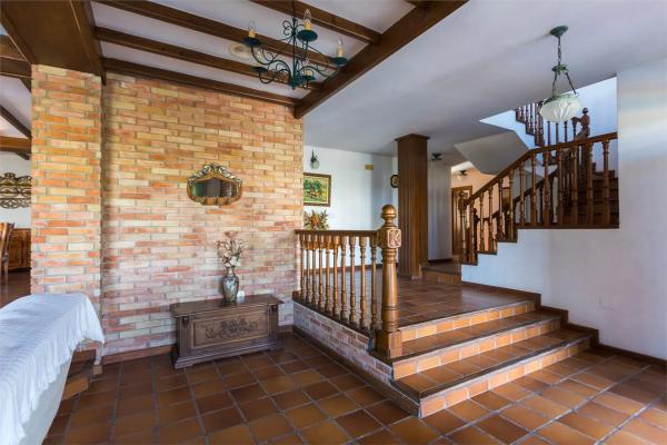 Casa independiente en avenida de Italia