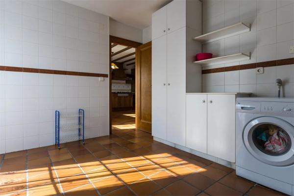 Casa independiente en avenida de Italia