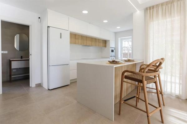 Casa independiente en calle Comunidad Castellano-Mancheg