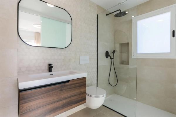 Casa independiente en calle Comunidad Castellano-Mancheg