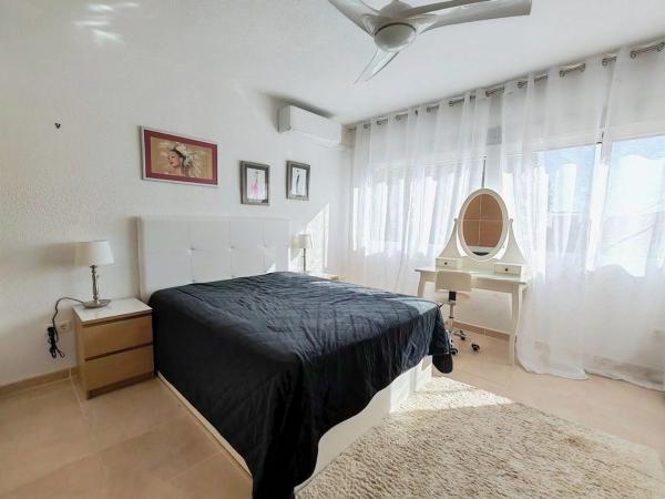 Casa independiente en calle mimosa