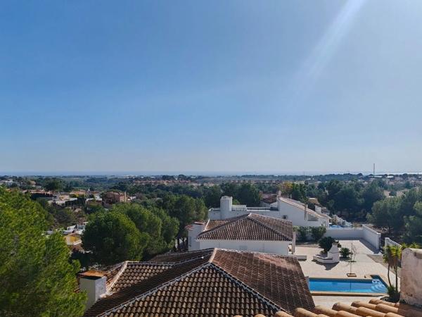 Casa independiente en calle mimosa