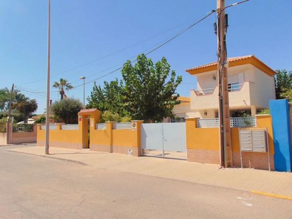 Casa independiente en calle mar egeo, 112