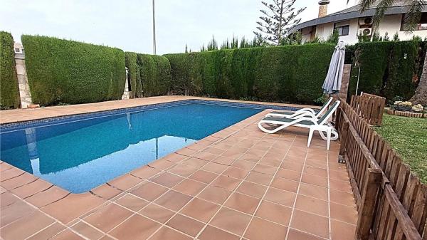 Casa independiente en avenida de Italia, 56 -66